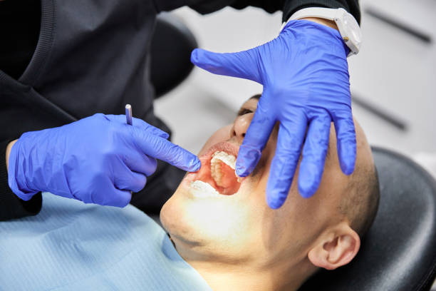 Best Cracked Tooth Emergency Dentist  in Holyoke, CO